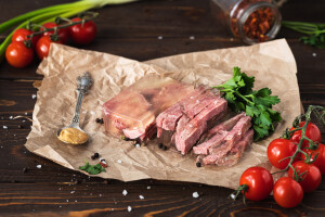 Языки свиные в желе