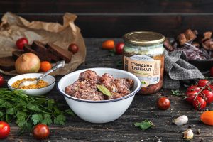 Говядина тушеная