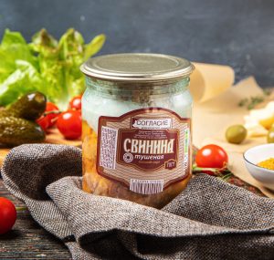 Свинина тушеная (стекло)
